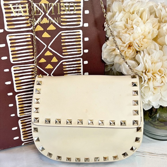 Valentino Garavani Valentino Garavani Rockstud Mini Leather Saddle Crossbody Bag - Picture 2 of 12